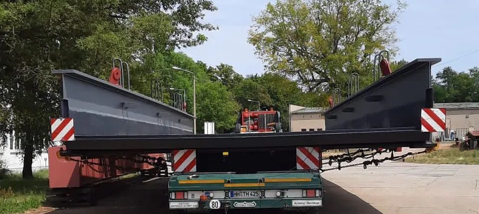 Brückentransport in Hamburg durch Thömen