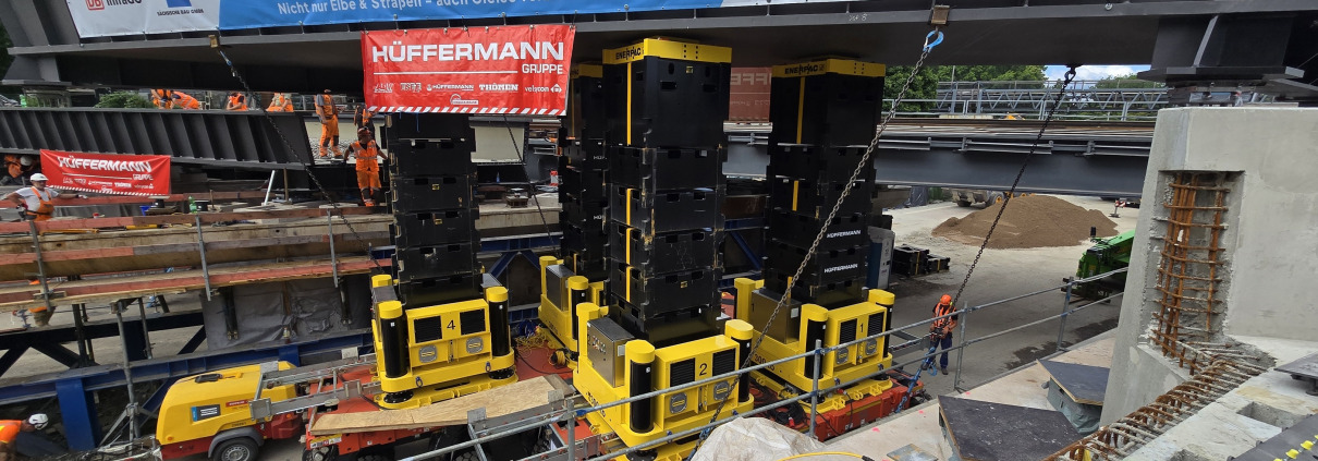 Jack-Up Hubsystem für Brückenmontage mit SPMT Modulartransporter